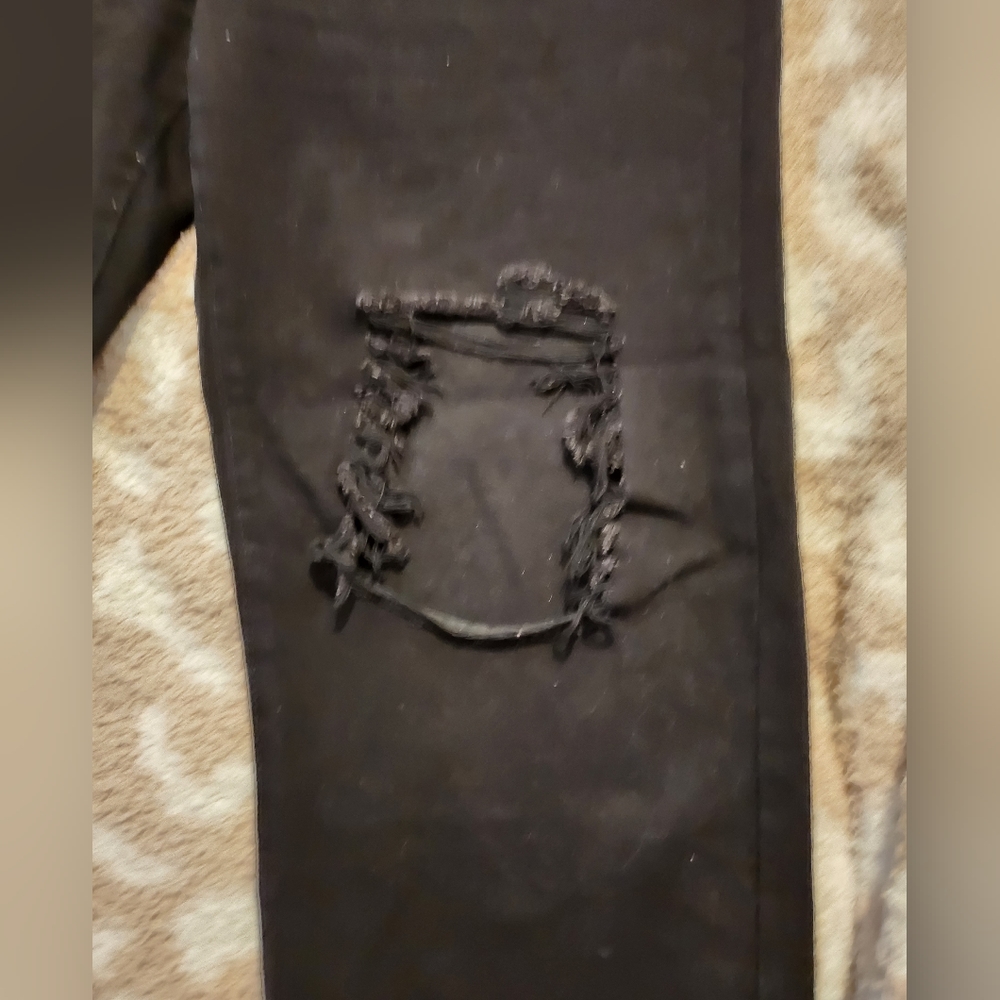 Jean - Picture 2 of 4